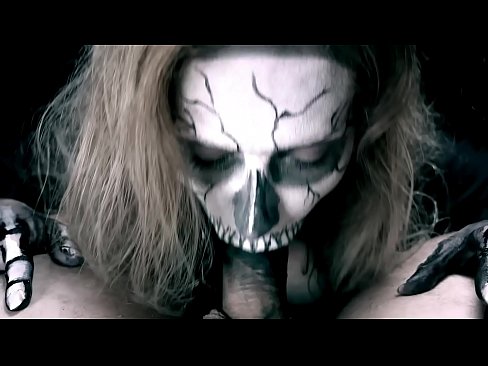 ❤️ Dämonenmädchen lutscht Schwanz mit ihrem schwarzen Mund und schluckt Sperma. ️ Anal video bei de.porngifmag-com.ru ﹏
