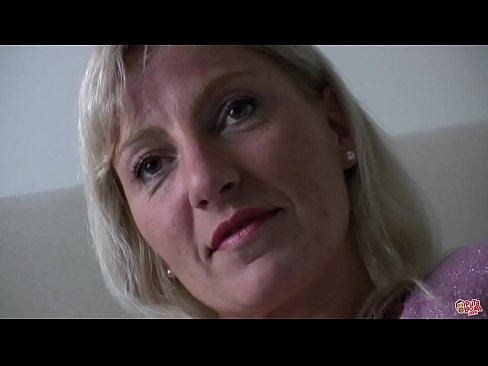 ❤️ Die Mutter, die wir alle gefickt haben ... Lady, benehmen Sie sich! ️ Anal video bei de.porngifmag-com.ru ﹏